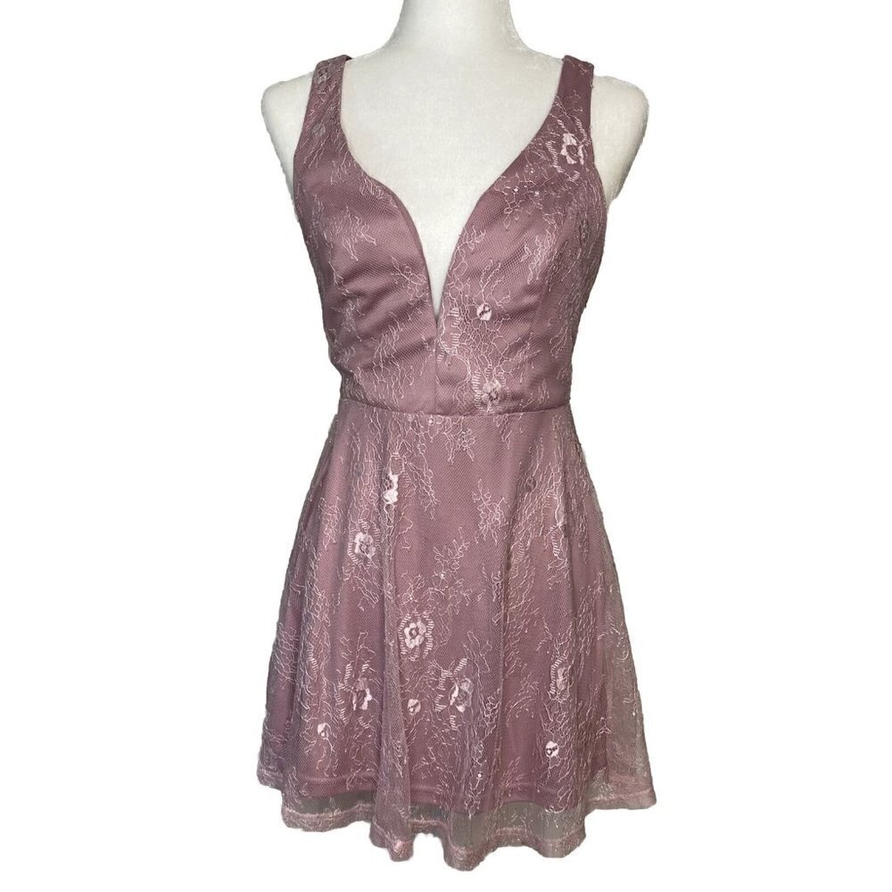 Lulus NWT Pink Lace Overlay Deep Plunge Double Back Strap Skater Short Dress -SM
